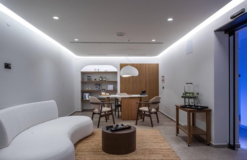 Gouvai Hotel | Noble Hotel Suites - Adults Only