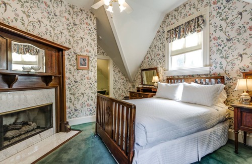 Arsenal Bed & Breakfast | Noble Inns