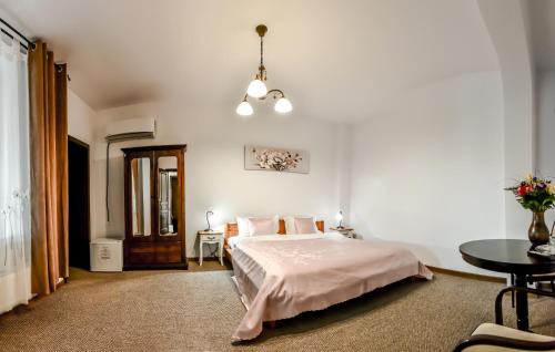 Deva Hotel | Noblesse House Deva