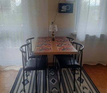 Jaslo House | Noclegi Grota