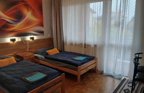 Jaslo House | Noclegi Grota