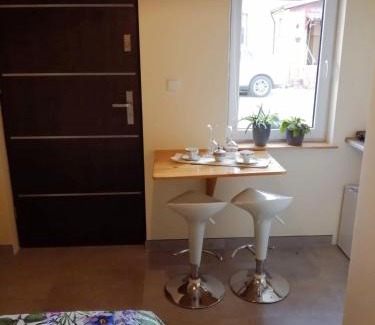 Milicz Apartment | Noclegi - pokój rowerowy w Dolinie Baryczy - Anielska sielanka