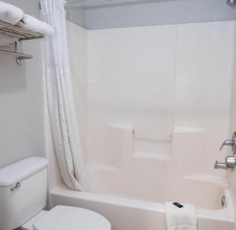 Harlandale Hotel | Nogalitos Motel