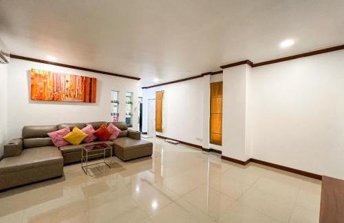 Kathu Villa | Noizaa PoolVilla Phuket