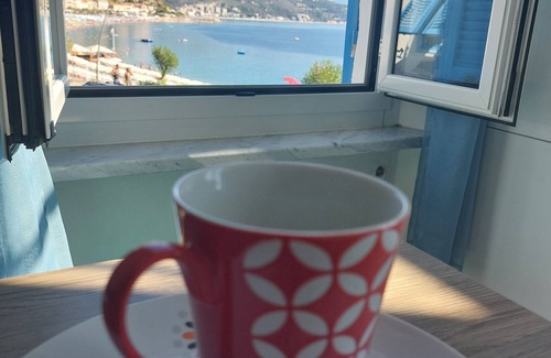 Noli Apartment | Noli - Splendid seaside apartment with panoramic terrace in "Art Nouveau" villa