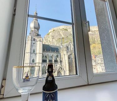 Dinant Apartment | NOMAD APARTMENTS - Vue collégiale