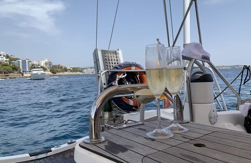 Pasito Blanco Boat Rental | Non una Sistemazione Vista Mare ma sul Mare