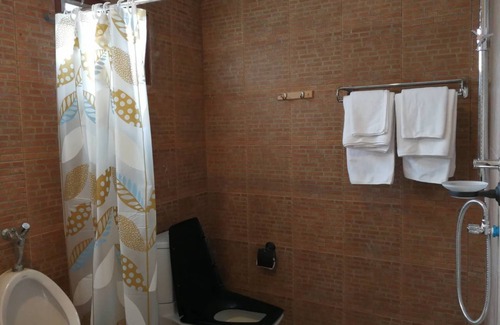 Bang Phai Hotel | Nonnaisuan resort