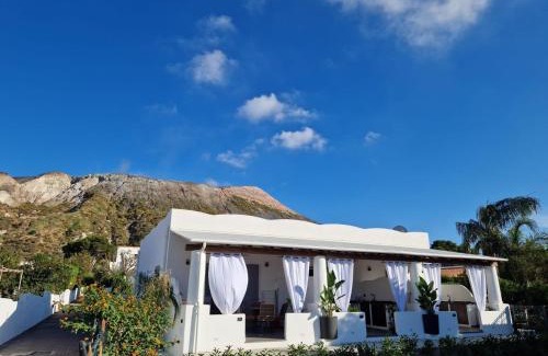 Vulcano Porto Apartment | Nonno Angelino