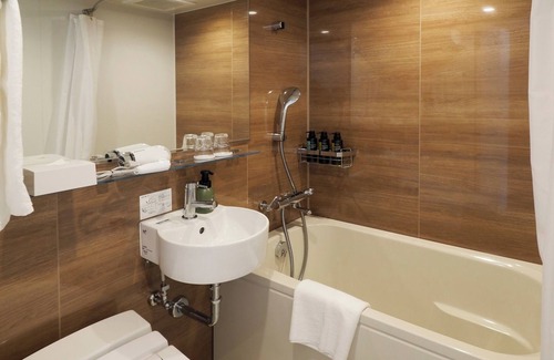 Minatomirai House | Nonsmoking Deluxe Room Twin No breakfast Accommodation plan/Yokohama Kanagawa