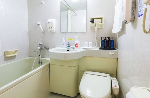 Iga Hotel | Nonsmoking Small Twin vs Room only | Enjoy /Iga Mie