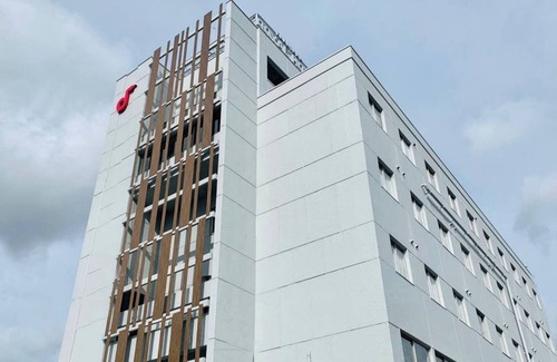 Fukuyama House | NonsmokingdeTOUR Moderate Twin Room unit showe /Fukuyama Hiroshima