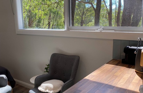 Noojee Apartment | Noojee Views Barn Top Toolshed Noojee Hotel Trestle Bridge Waterfalls Snow