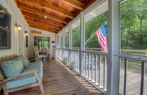 Cherry Log Cabin | Noontootla Cottage by Escape to Blue Ridge