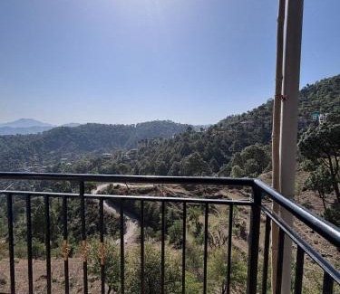 Kasauli House | Noorani Hills Home Stay 2 BHK