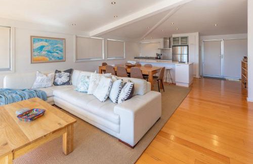 Boomerang Beach House | Nor Easter
