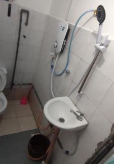 Shah Alam House | Nora Damin Homestay Kampong Jalan Kebun