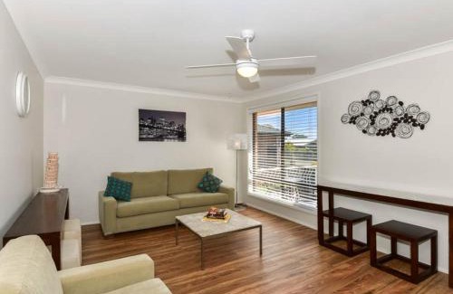 Noraville House | Noraville Summer House