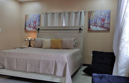 New Kingston House | Norbrook Luxe Suite