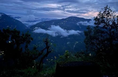 Geyzing Hotel | Norbulingka Retreat