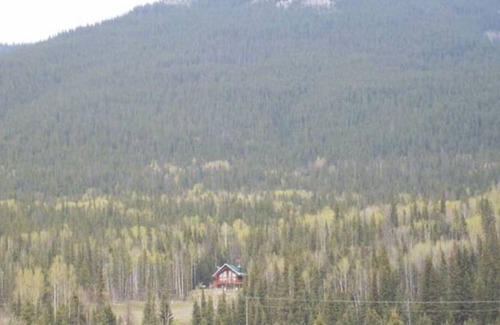 Nordegg Cabin | Nordegg Mountain View Chalet