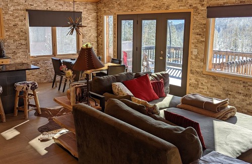 Tabernash House | NORDIC HAUS- Minutes to SMR, Granby Ranch, Winter Park traditional SAUNA