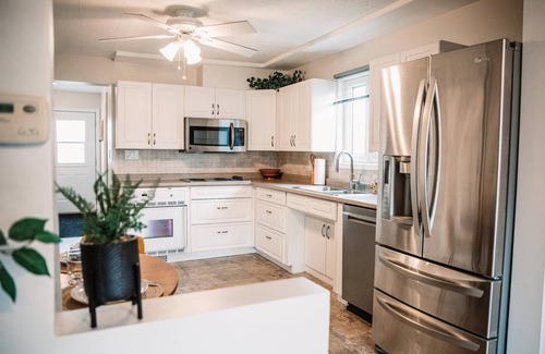 Timmins House | Nordic Retreat - Norman by the River