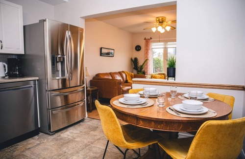 Timmins House | Nordic Retreat - Norman by the River