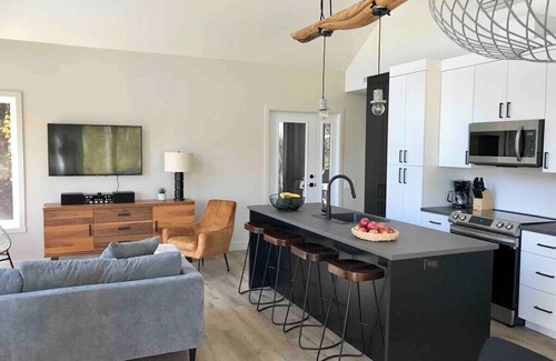 Les Eboulements Ski Chalet | Nordik 126: Serenity, Spa, and Scenic Views Await!