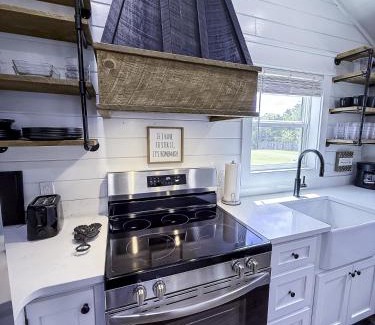 Dardanelle House | Nordins Hillside Cottage