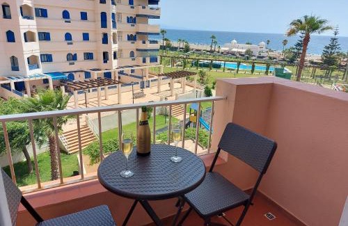 San Luis de Sabinillas Apartment | NORIA 2, pied dans le sable, magnifique vue mer, piscine, garage, climatisation