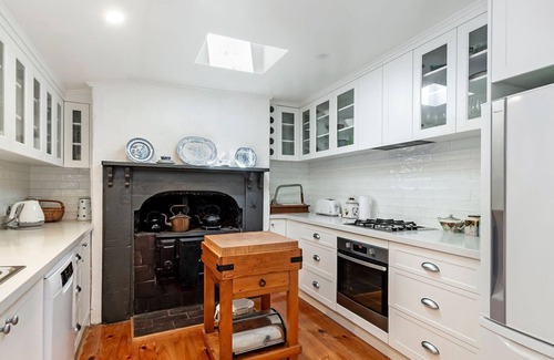 Port Fairy House | Norina Cottage - circa 1858