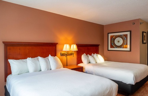 Roseau Hotel | Norland Inn and Suites Roseau
