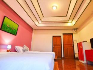 Wua Lai Bed & Breakfast | Norn-Nanta House