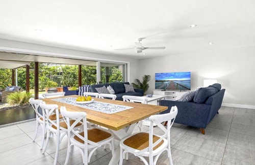 Mylestom House | North Beach