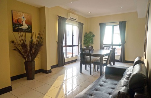Downtown Kota Kinabalu House | North Borneo Paradise 12 Pax Penthouse