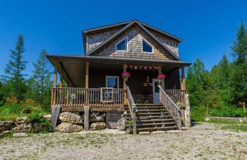 Northern Bruce Peninsula House | North Bruce Private Sunny Meadow Retreat