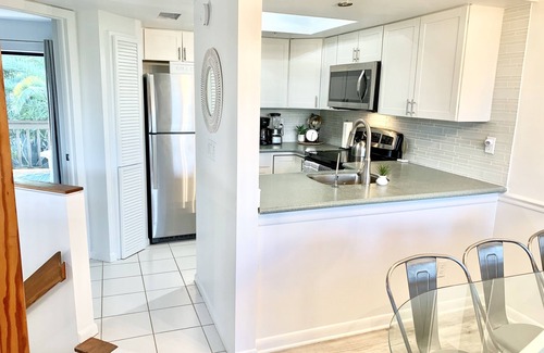 Safety Harbor Club House | North Captiva Island- Ocean bay views and modern decor. Two new carts!