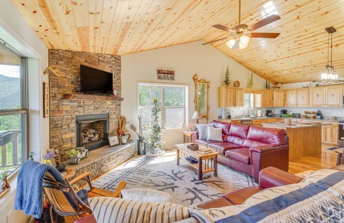 Murphy Cabin | North Carolina Cabin - Pool Table & Mountain Views