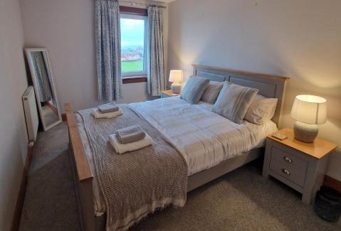 Thurso Apartment | North Coast Property - Number 4 - The Beach House