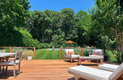 Mattituck House | North Fork Haven- Heated Saltwater Pool- Beach Pass- EV Charging On Site