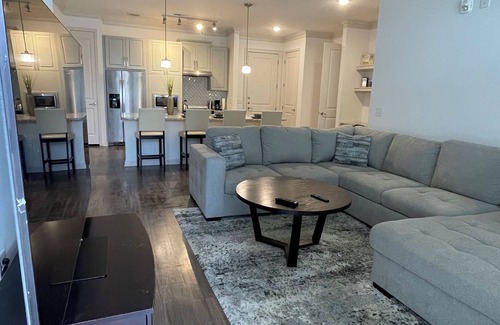 Buford Apartment | North GA Comfortable Luxury Apt