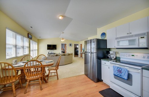 Ware House | North Home on North River with Community Dock