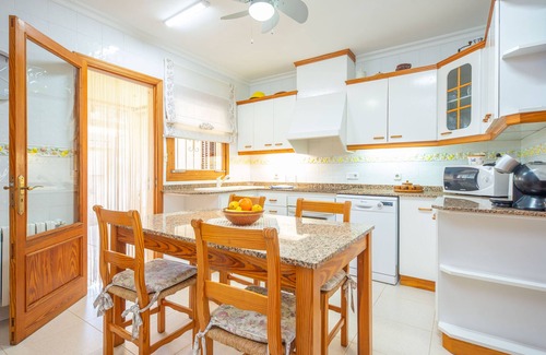 Muro House | NORTH HOUSE - Fabulous Villa near the sea with free WiFi