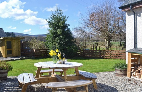 Marybank Cottage | North Lodge Gate House