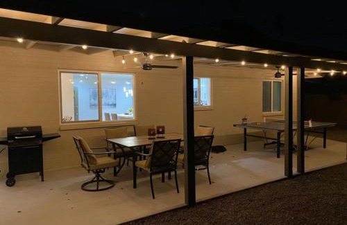 Paradise Valley Village House | North Phoenix Remodeled 4 Bed 2Bath