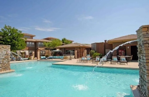 North Scottsdale Condo | North Scottsdale Condo Just Steps from Pool & Clubhouse!