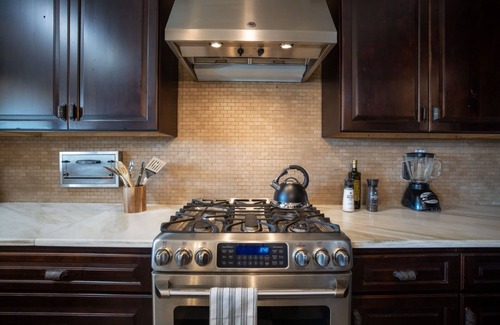 Monte De Paz House | North Scottsdale On 70th Pl 5 Bedroom Home by RedAwning