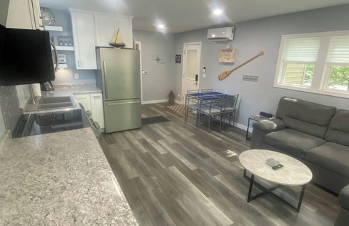 Clear Lake Apartment | North Shore Loft, close to everything!