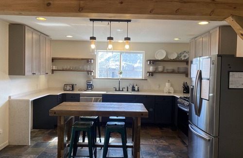Silverton Apartment | North Star Saloon: Silverton's Premier Downtown Digs!